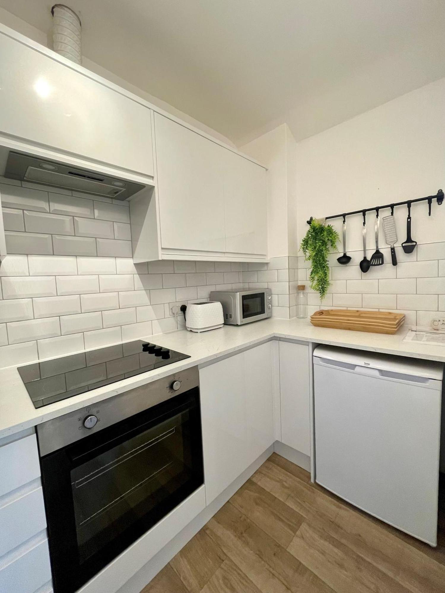 Central, Modern Apartment Bornemouth Extérieur photo